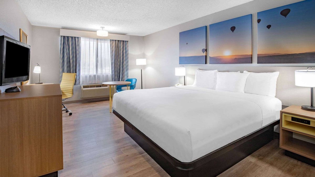 Bernalillo Hotel | Days Inn by Wyndham Bernalillo