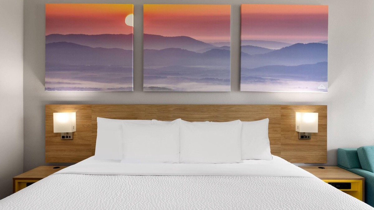 Harrisonburg Hotel | Days Inn by Wyndham Harrisonburg