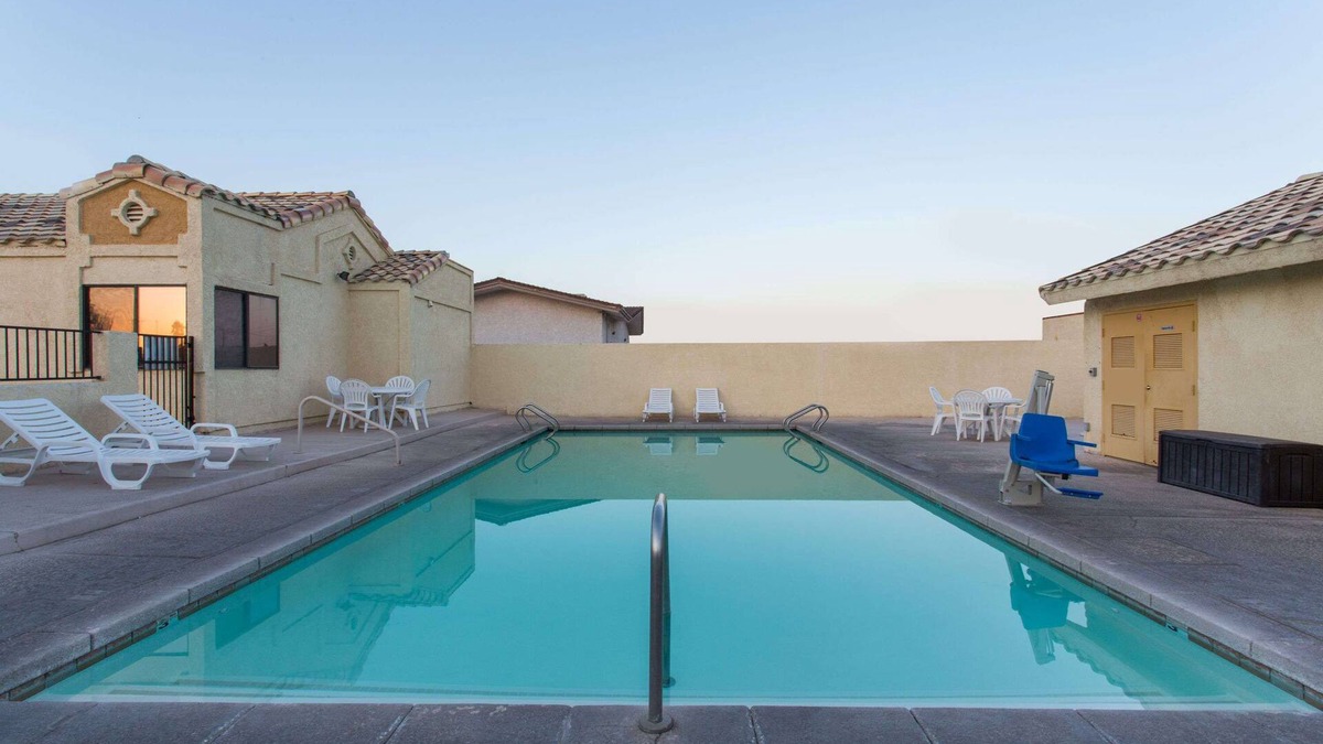 Kingman Hotel | Days Inn by Wyndham Kingman West