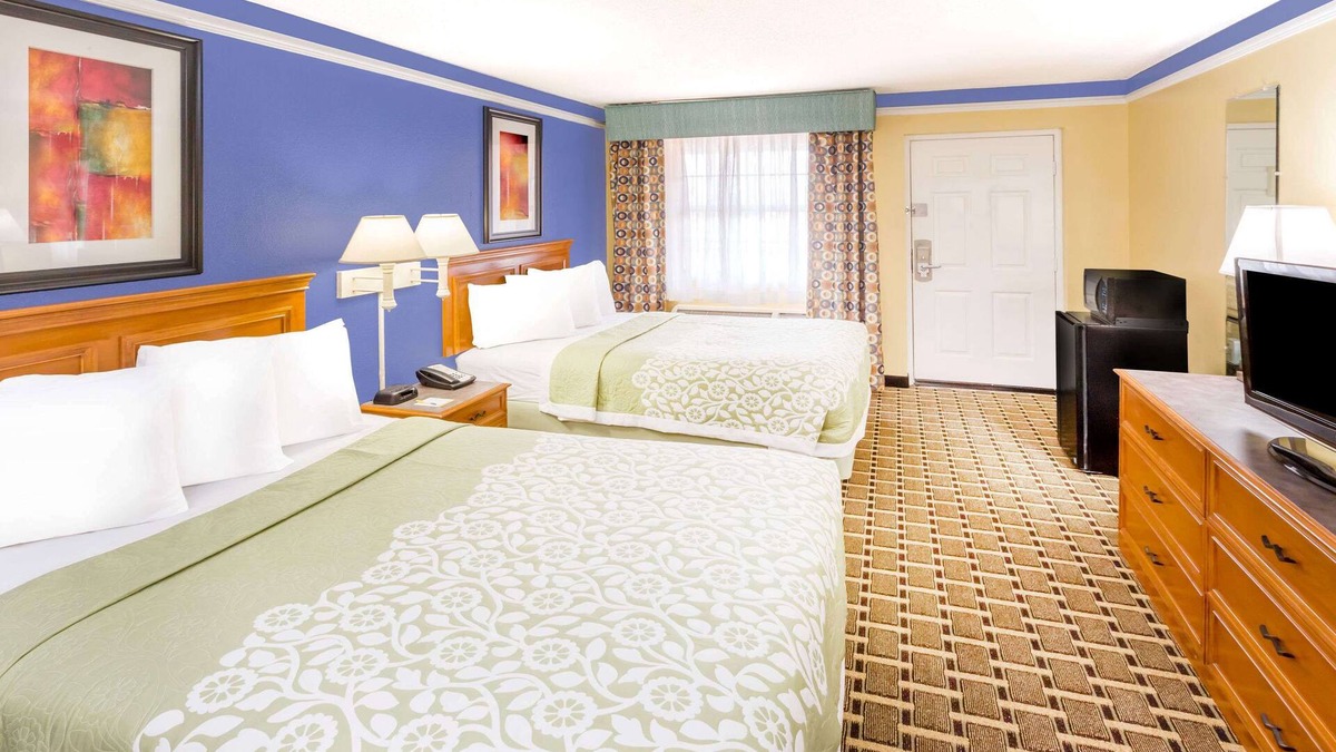 Little Rock Medical District Hotel | Days Inn by Wyndham Little Rock/Medical Center