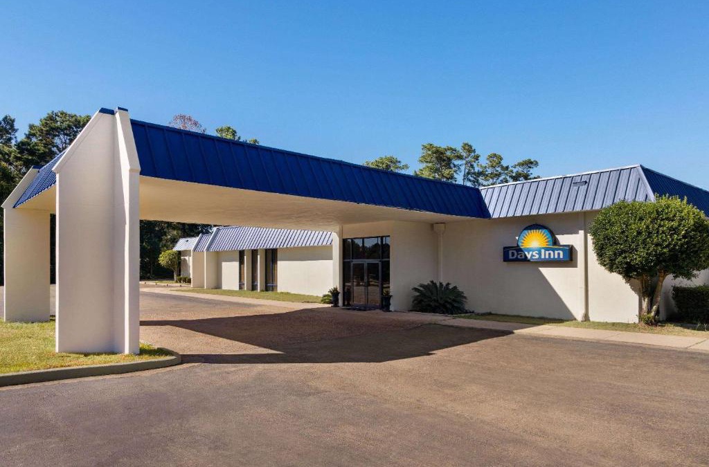 McComb Hotel | Days Inn by Wyndham McComb MS