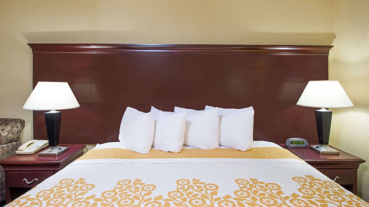 Paducah Hotel | Days Inn by Wyndham Paducah I-24 Exit 4