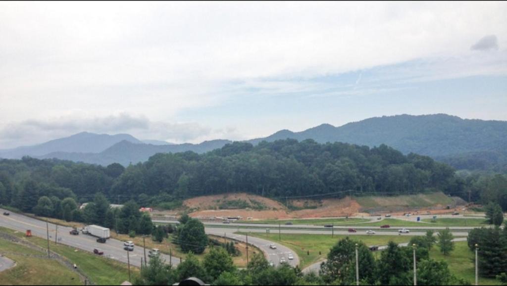 Waynesville Hotel | Days Inn by Wyndham Waynesville NC