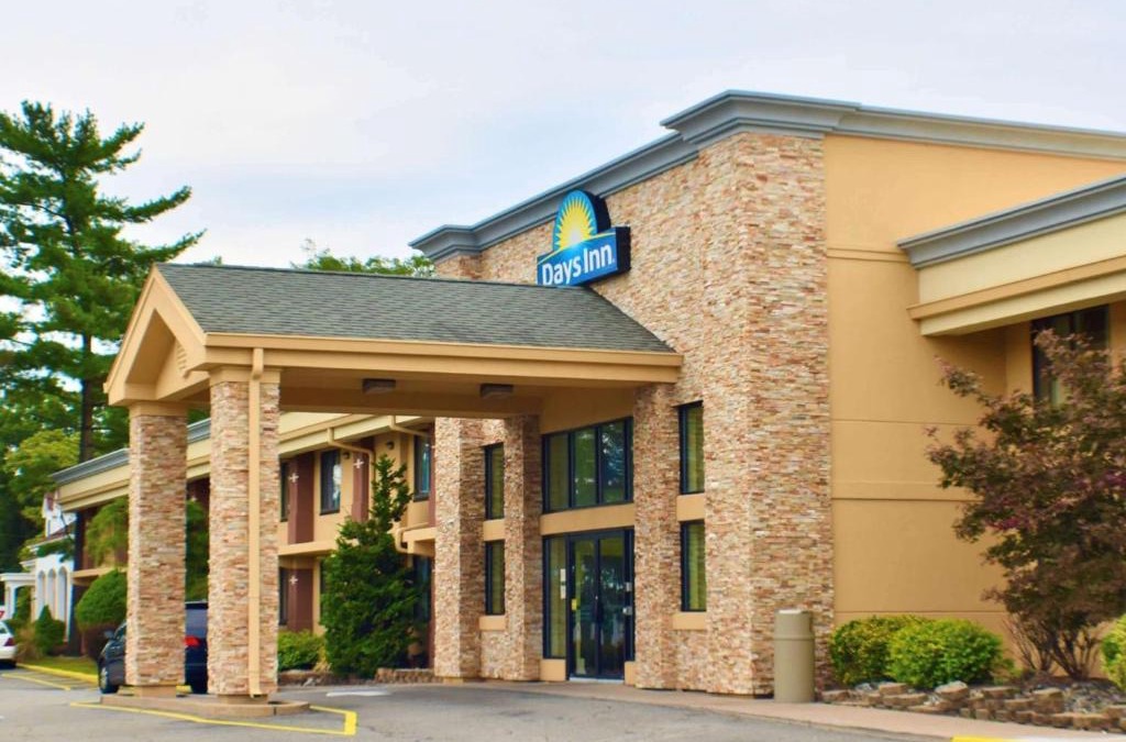 Wayne Hotel | Days Inn by Wyndham Wayne