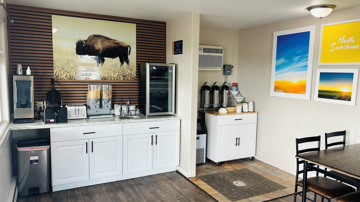 Wheatland Hotel | Days Inn by Wyndham Wheatland