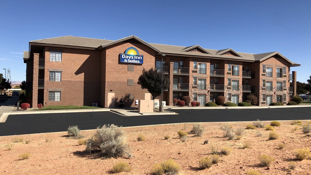 Page Hotel | Days Inn & Suites by Wyndham Page Lake Powell
