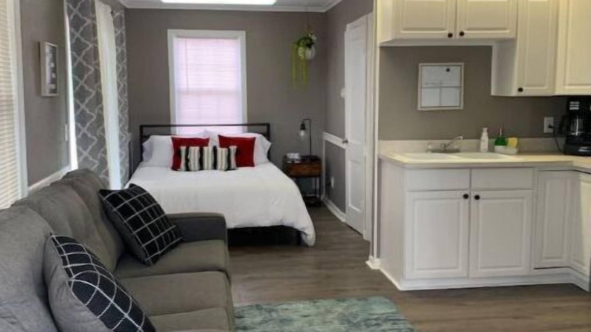 Canyon House | Daze Inn home