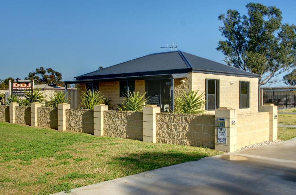 Mulwala House | DBJ Holiday Units