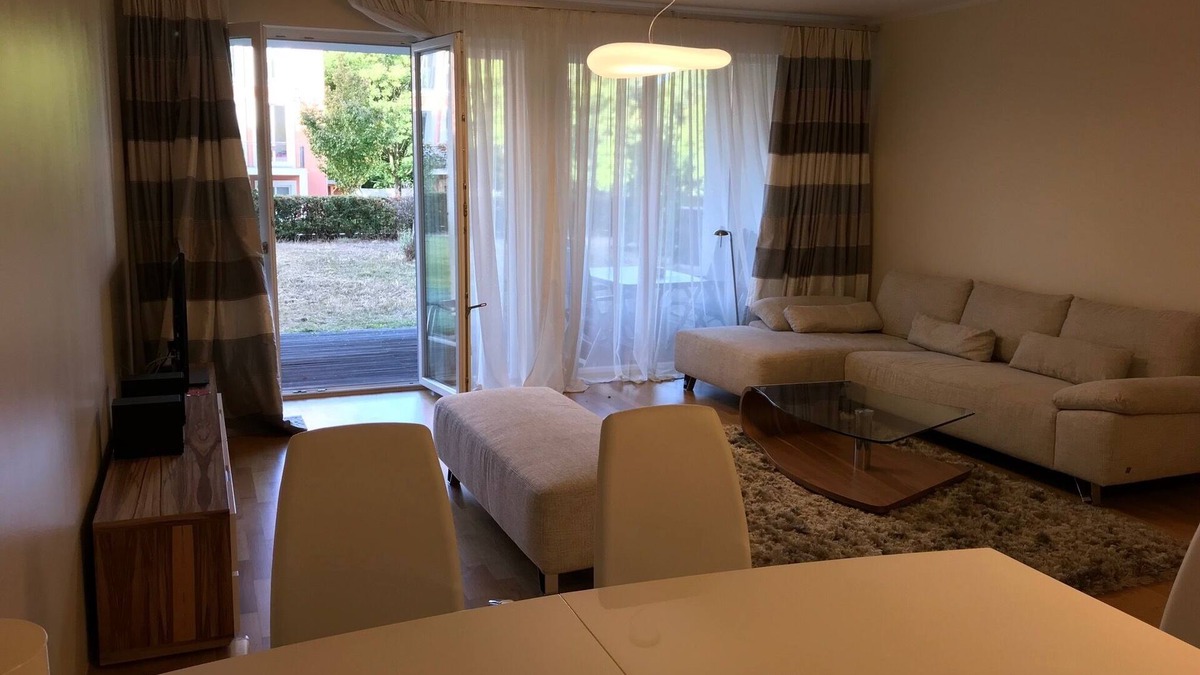 Friedrichshain Apartment | 3 room apartment with garden in the center of Berlin 8 min drive to the Alex