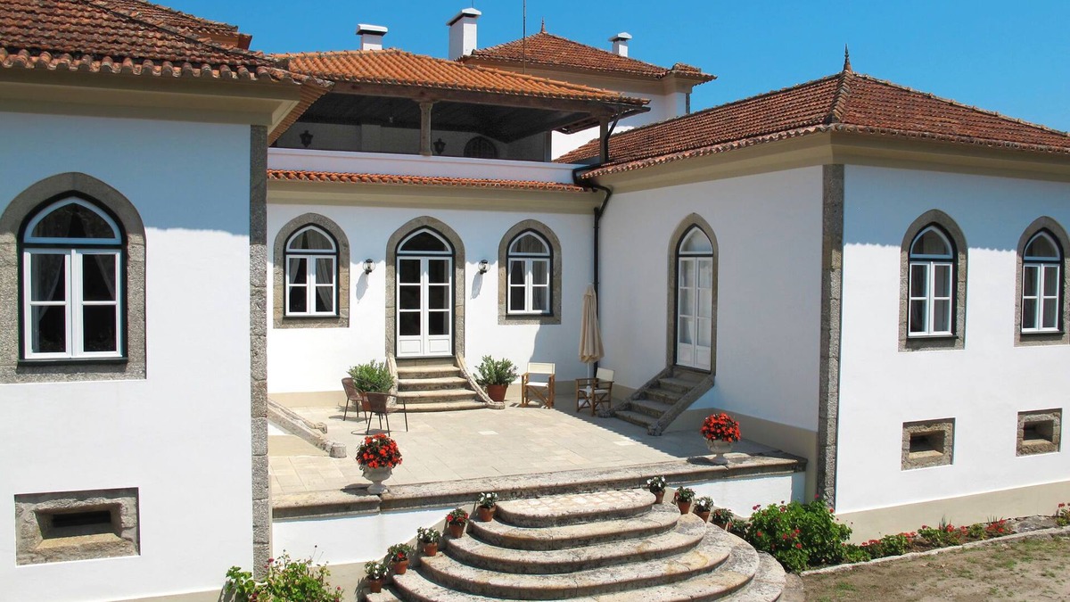Gondufe House | De Ferreira by Interhome