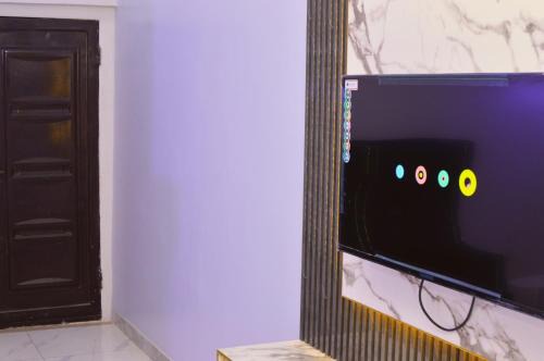 Oshodi-Isolo Apartment | DE PALACE CHAMBERS