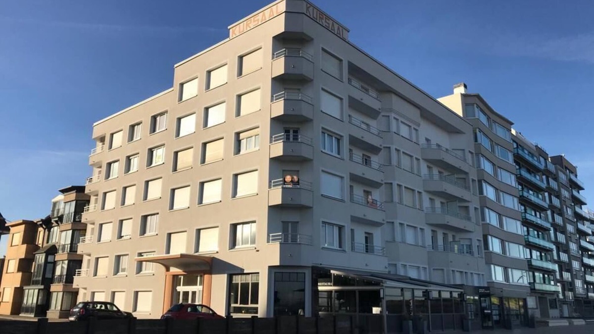 De Panne Apartment | De Panne Luxury Apartment with character