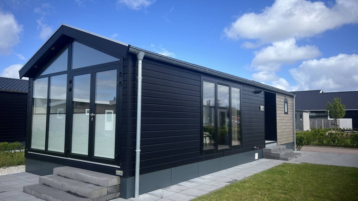 Scherpenisse House | De Zeeparel by Interhome