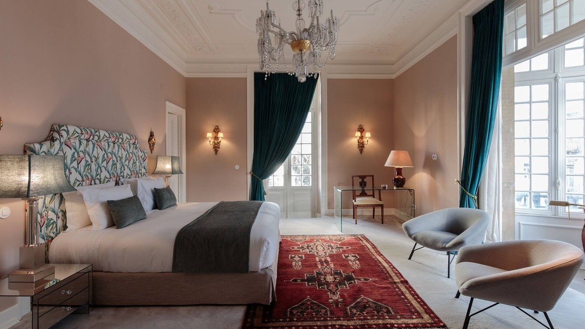 Lisbon Old Town Hotel | Dear Lisbon -Valmor Palace