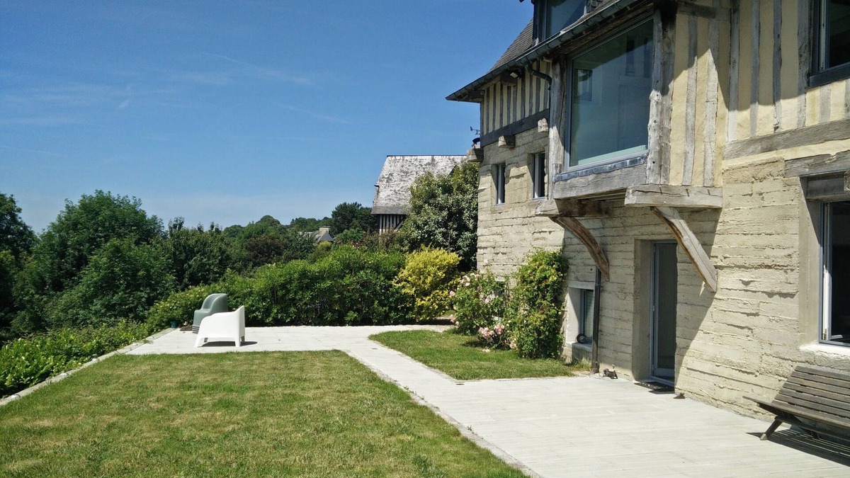 Benerville-sur-Mer House | Deauville: 2 bedroom house on the heights of Mount Canisy