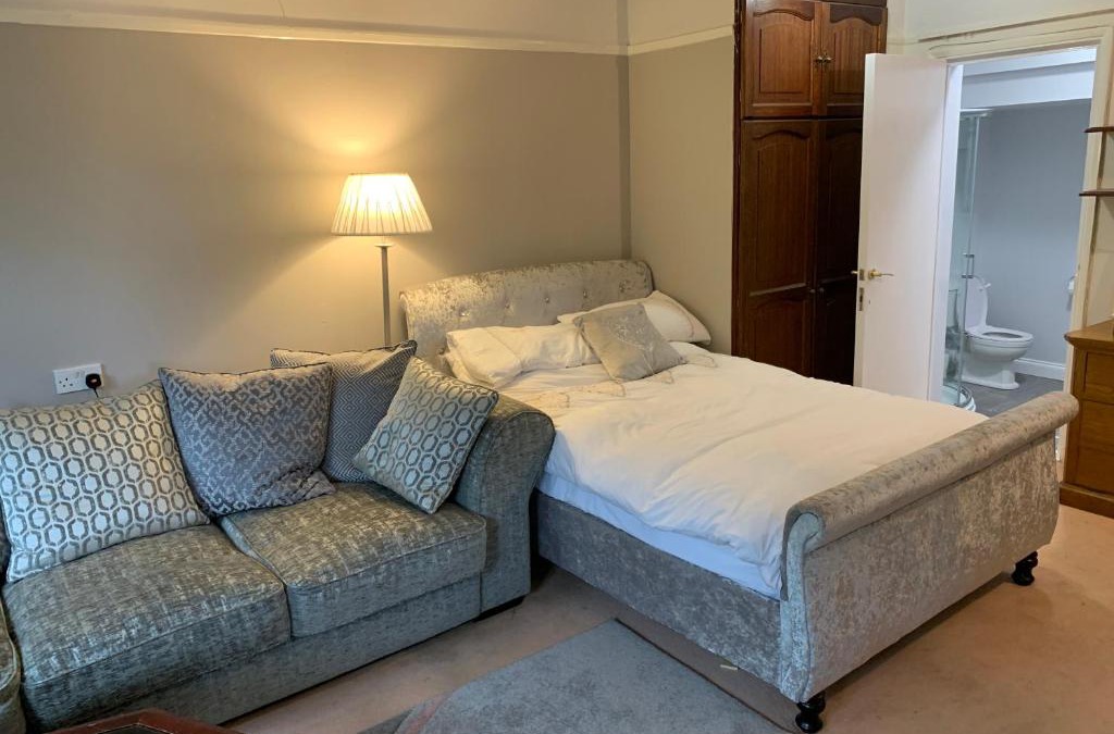 Ashford House | Debbie’s Digs