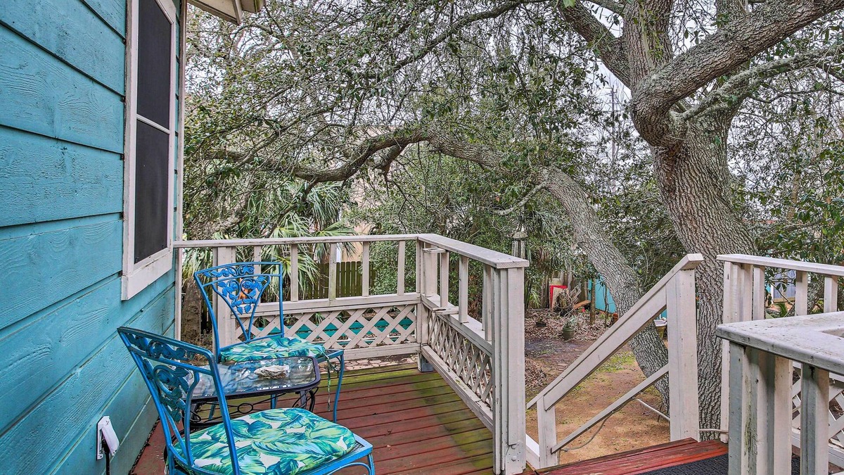 San Leon Villa | Deck + Grill: San Leon Getaway Near Beach!
