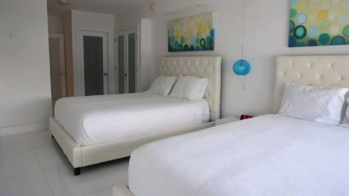 City Center Apartment | Decoplage ocean view