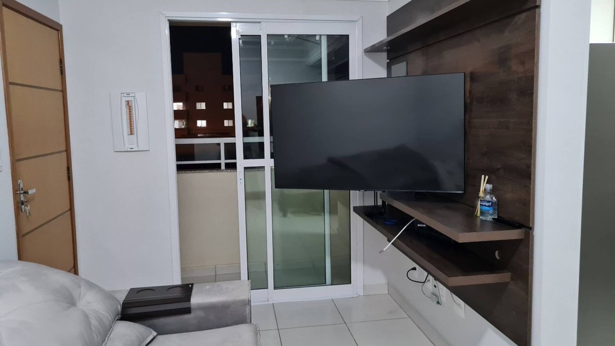 Santa Monica Apartment | Decorated apartment close to COT