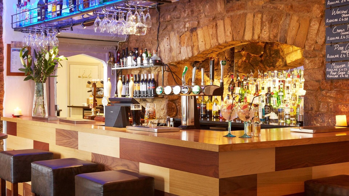 Deddington Hotel | Deddington Arms