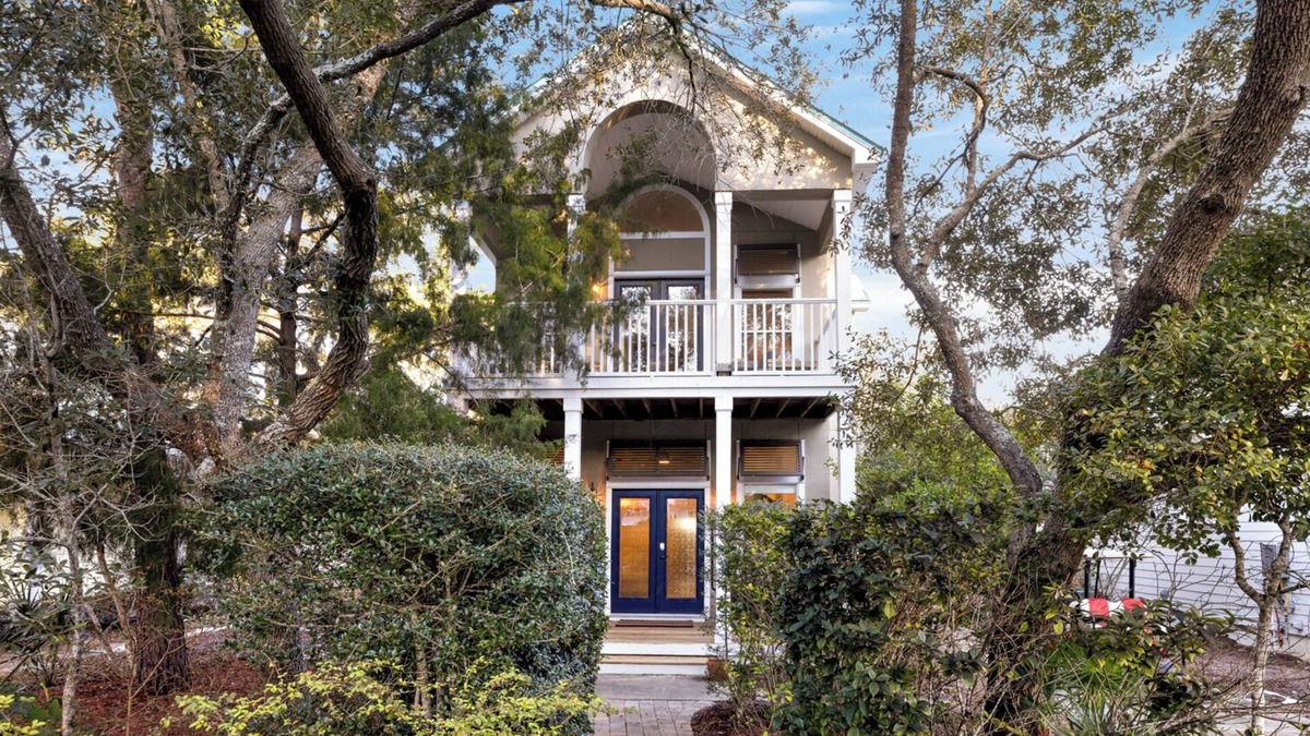 White's Gulfview House | Deeded Beach Access & Private Balconies & 3 King Beds