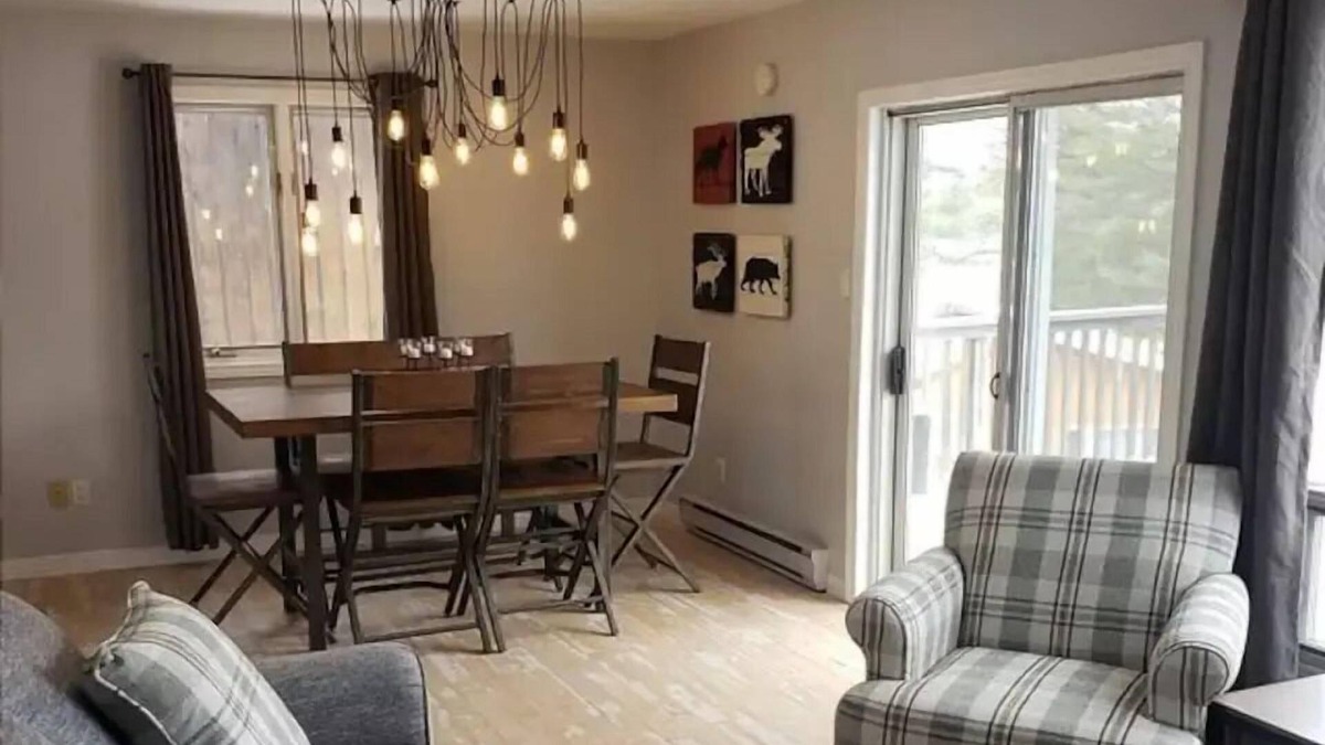 Gravenhurst Resort | Deer Chalet at Granite Ridge