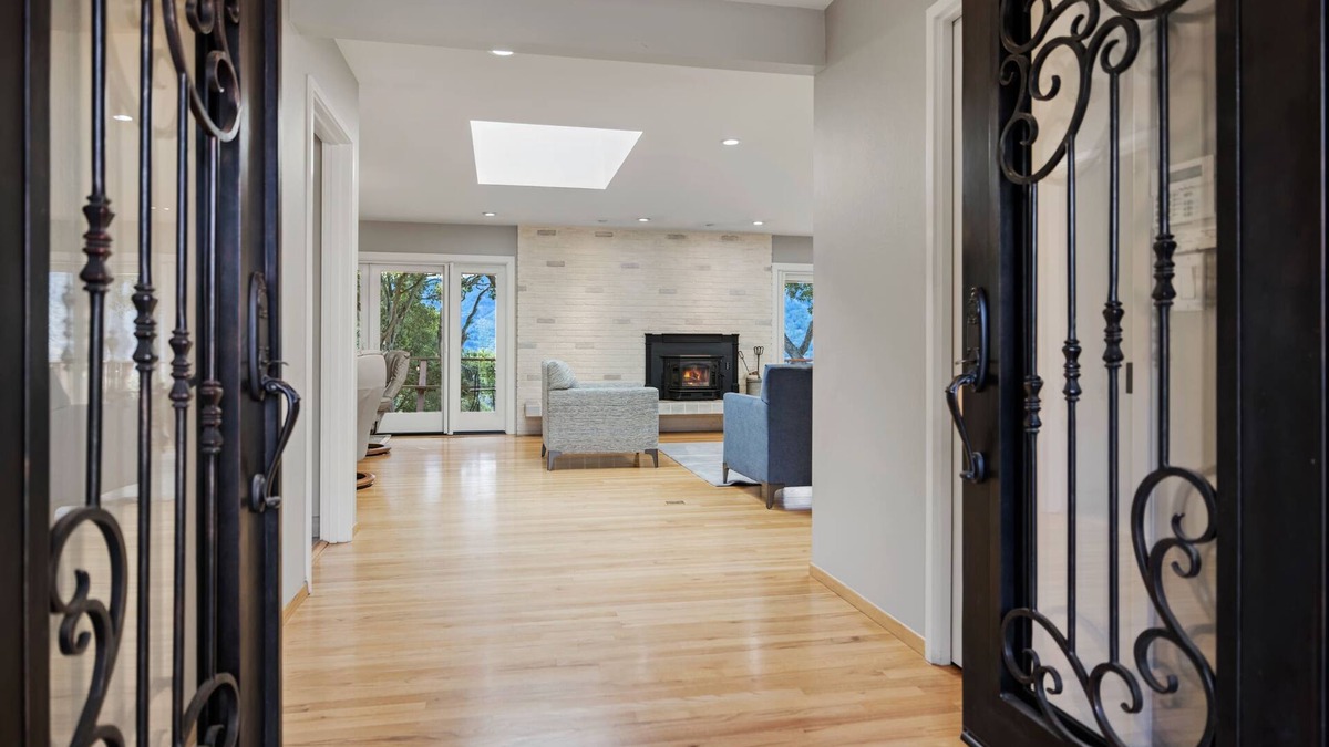 Carmel Valley House | Deer Meadow 4BR 3Ba w Valley Views 30 Night Min