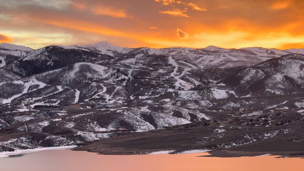 Hideout House | Deer Valley East - Modern Mountain Retreat with Lake View