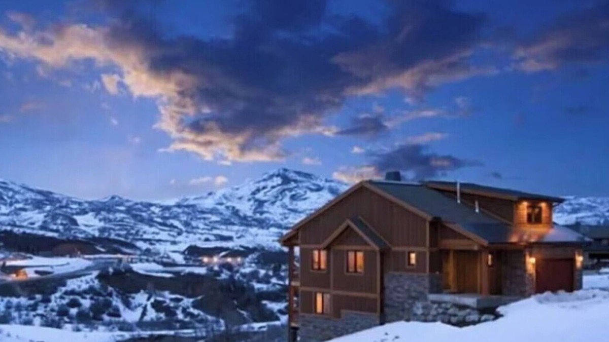 Park City House | Deer Valley Lakeside Ski House *Sleeps 16