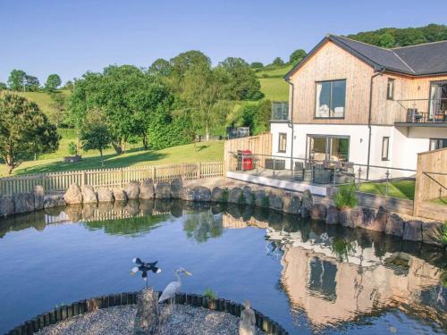 Honiton House | Defoes View