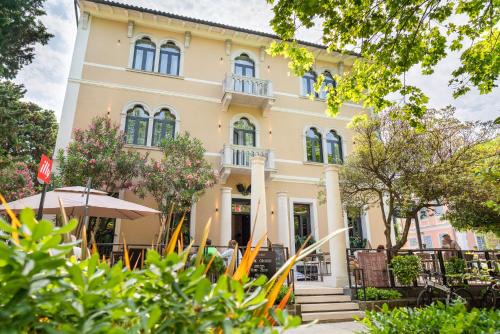 Izola Hotel | DeGrassi Boutique Garni Hotel Izola