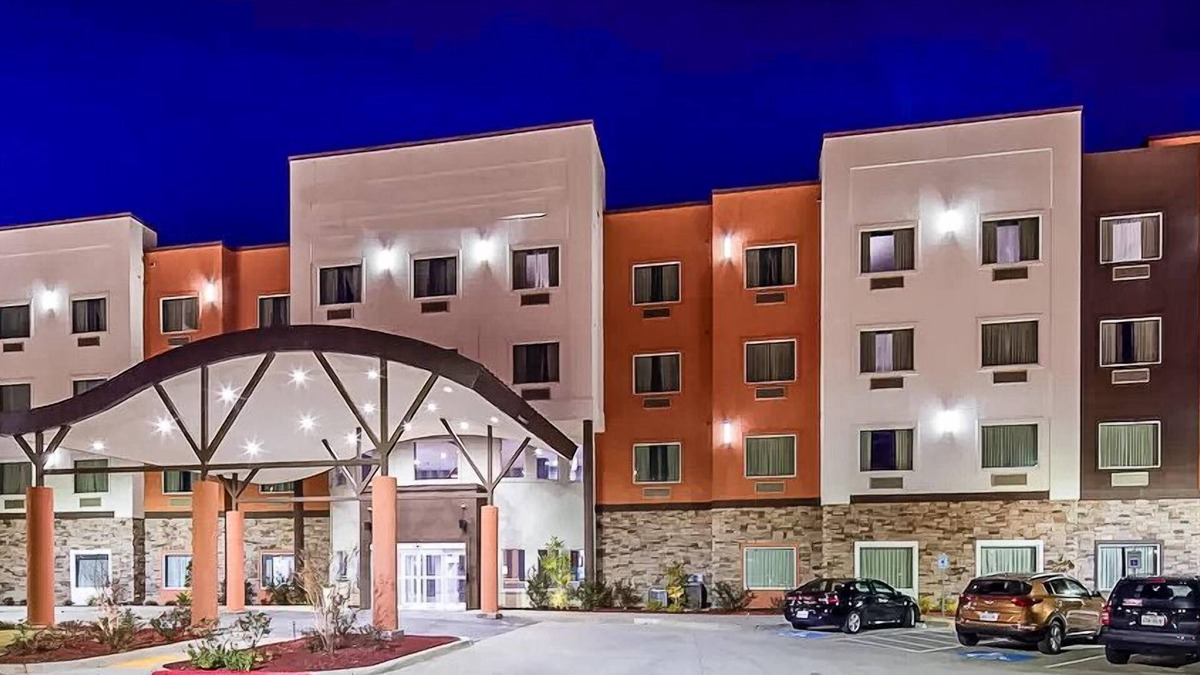 Shreveport Hotel | Del-Mar Airport Inn & Suites