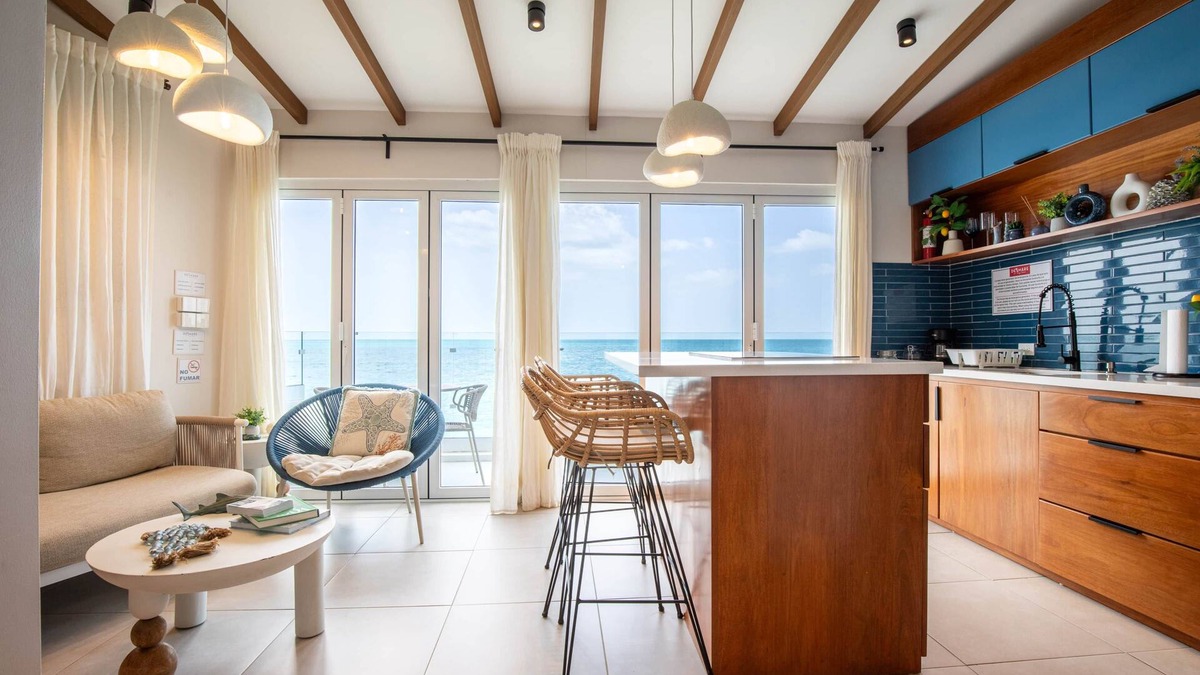 Pedernales House | Del Mare At Buye Beach Rooftop