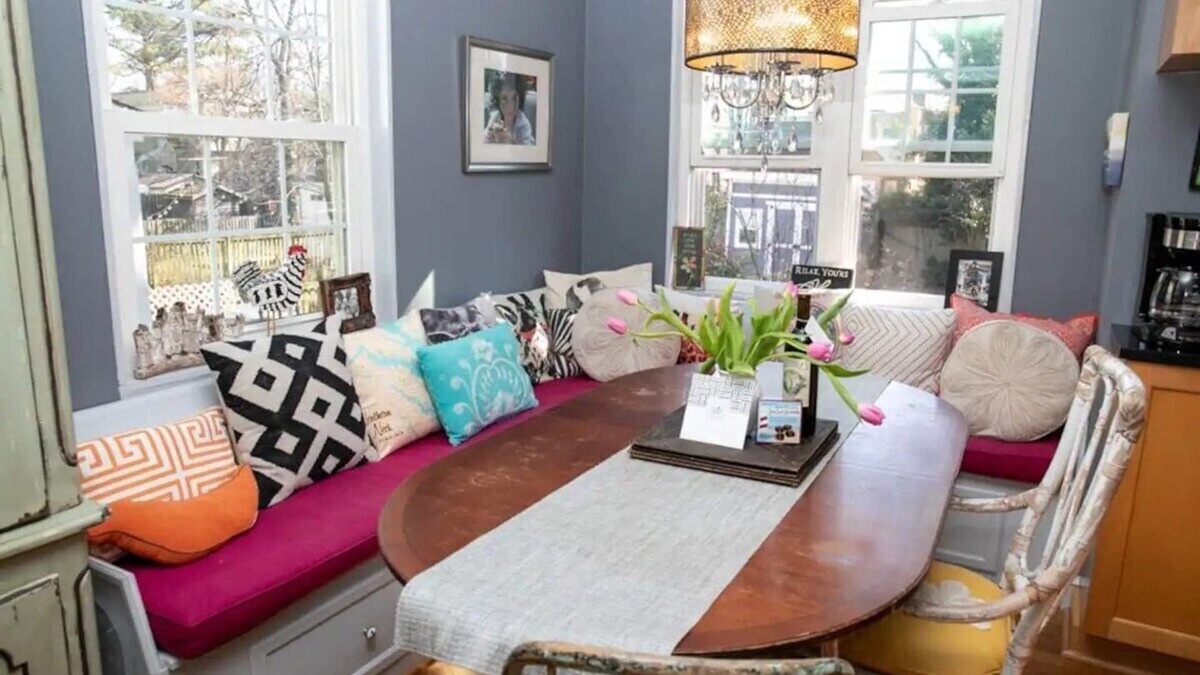 Del Ray House | Del Ray Designer Home walk to Shops, Cafes, Fun