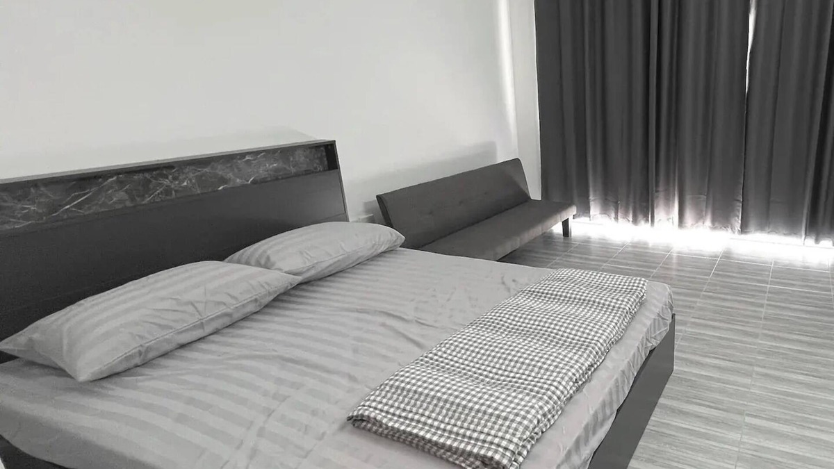 Ban Phe House | Deleted Account Do Not Book1nn