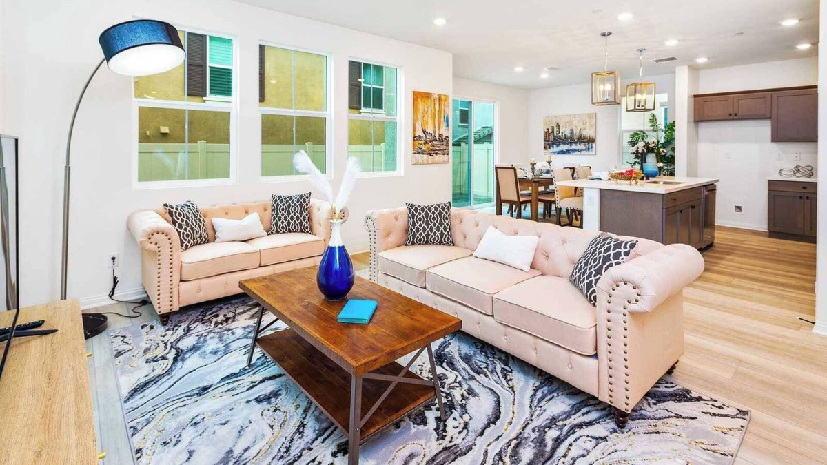 Upland House | Delight on Coral Bells Pl #41423
