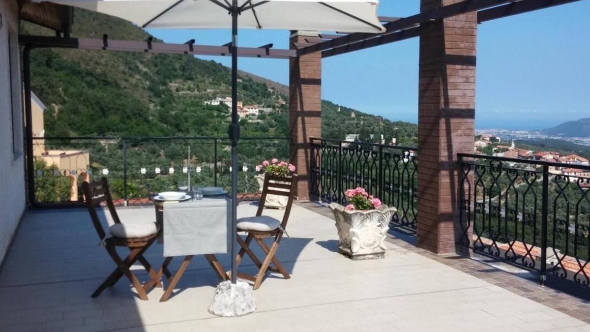 Arnasco Apartment | Delightful 1-bedroom apartment in Menosio with WiFi access