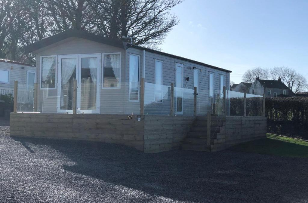 Gilcrux Resort | Delightful 2-bed static set in a peaceful village