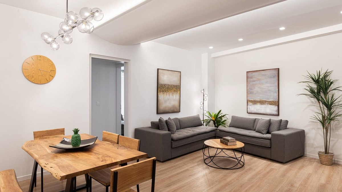 Athens City Centre Villa | Delightful Athens Apartment | 2 Bedrooms | Apartment Shoi | Perfect Place for.