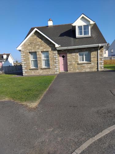Rossnowlagh House | Delightful Beach Retreat-