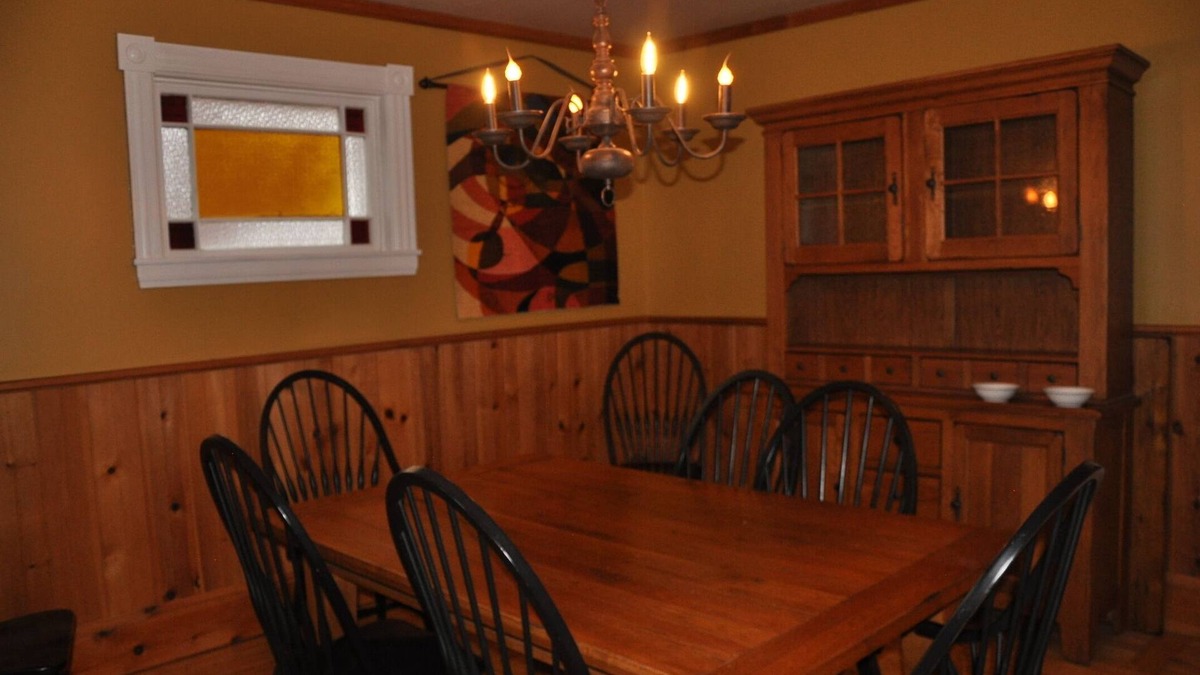 Charlottetown House | Delightful, Family Friendly, Heritage, Urban Home Near All Amenities,