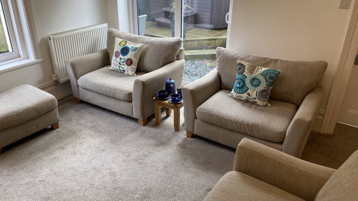 Lakeside House | Delightful Holiday Home, with a hot tub, situated at the foot of Lake Windermere