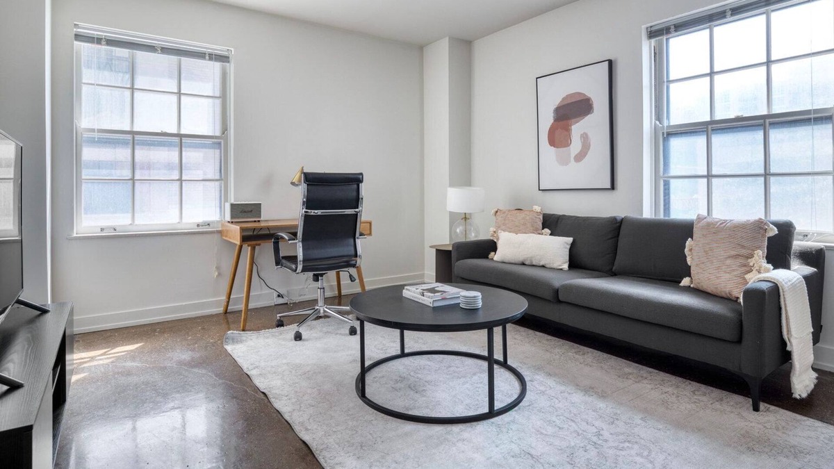 Uptown Apartment | Delightful Uptown 1BR w/ Indoor Pool, 2 Blocks to Beach, by Blueground
