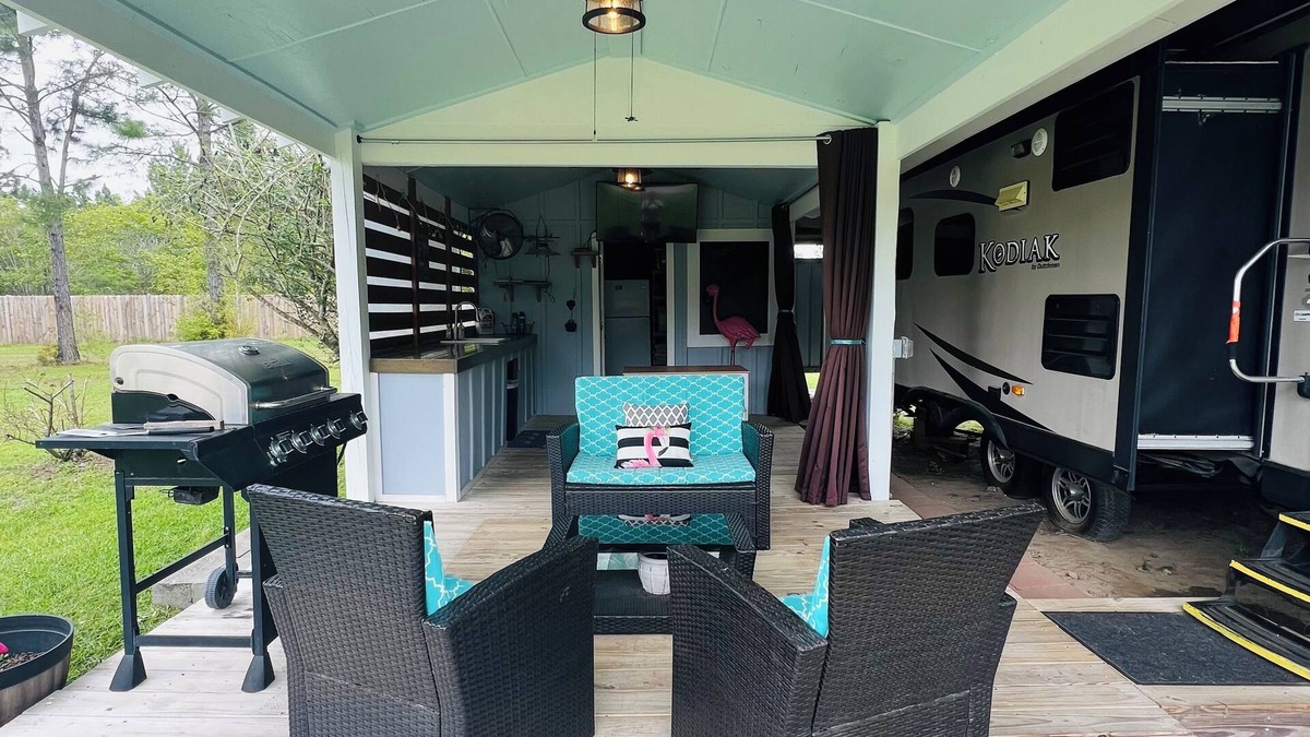 Foley House | Delightfully Tacky RV w/Outdoor Living Space