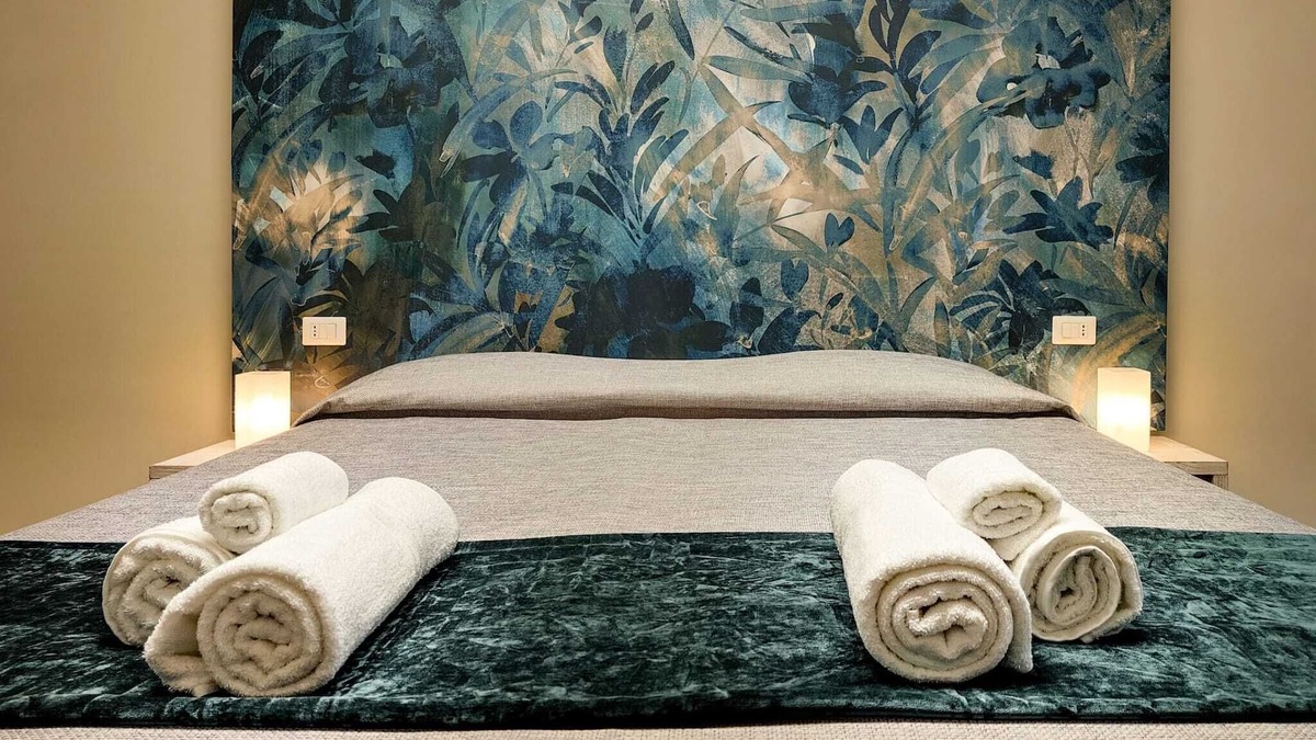 Selargius Apartment | Delphinium- Double bedroom with independent access in a strategic area