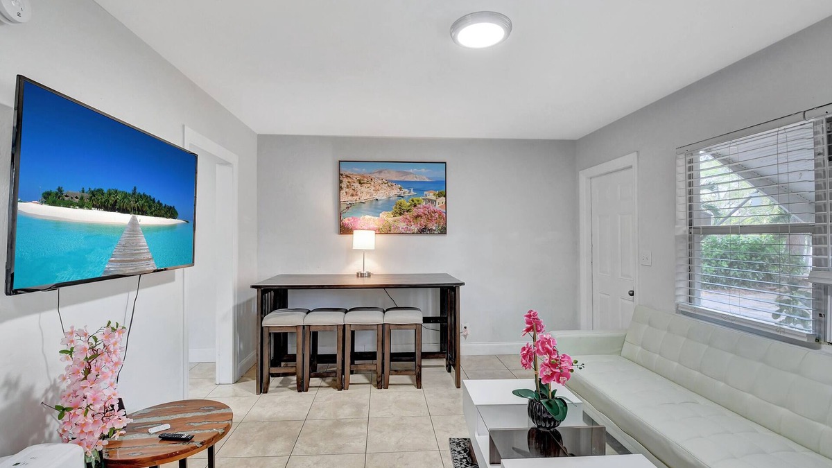 Delray Beach Cottage | Delray Beach Cottage Close to Beach & Downtown!