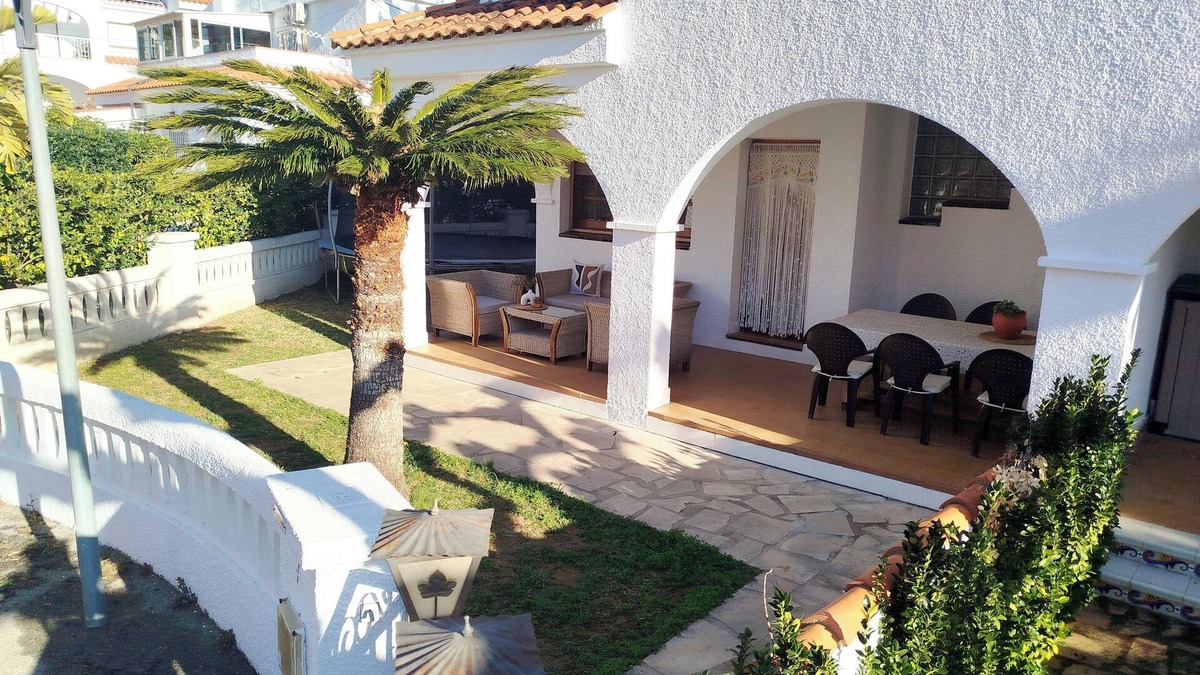 Alcanar Ski Chalet | Deltabahia Sant Carles de la Ràpita