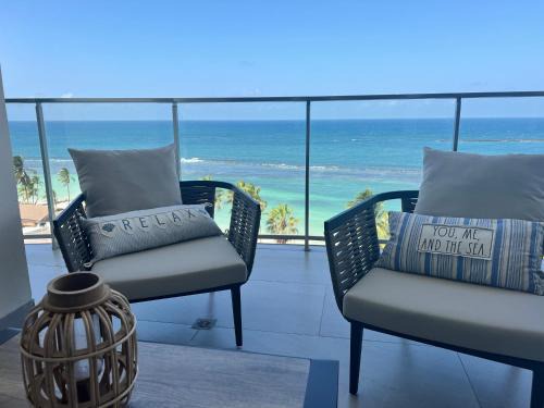 Maria Chiquita Apartment | Delux Oceanview on the Caribbean @ Playa Escondida Resort