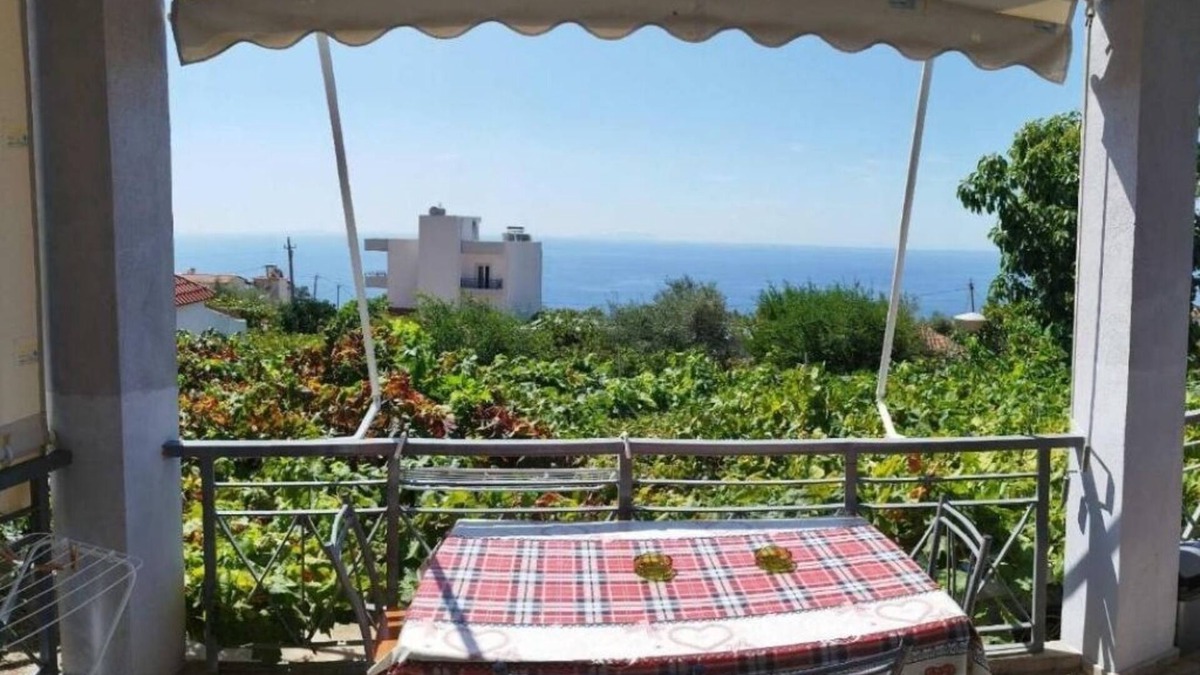 Dhermi Condo | Deluxe 2-Bedroom Apartment w/Balcony – Near Dhermi Beach + Free Parking