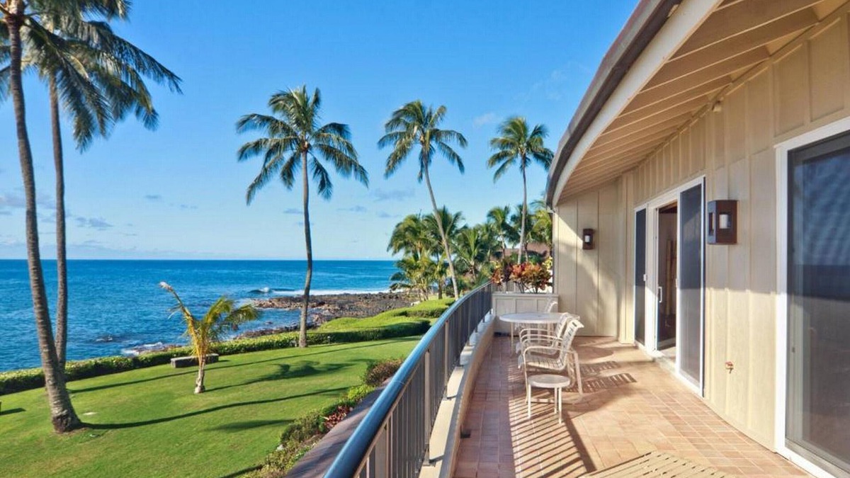 Poipu Resort | Deluxe 2-Bedroom Oceanfront Suite